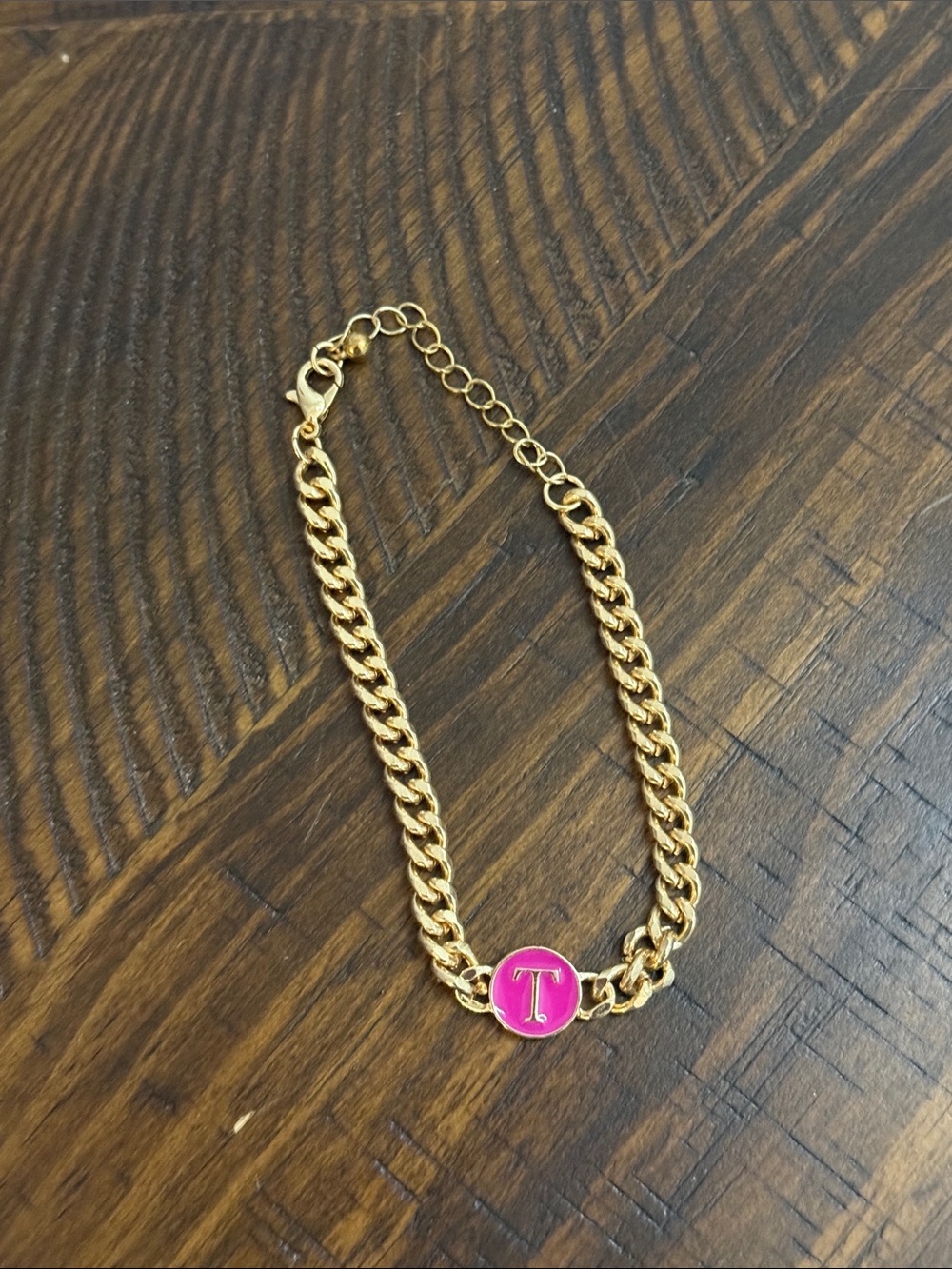 Gold-Tone Chain Bracelet with Pink Initial “T” Charm